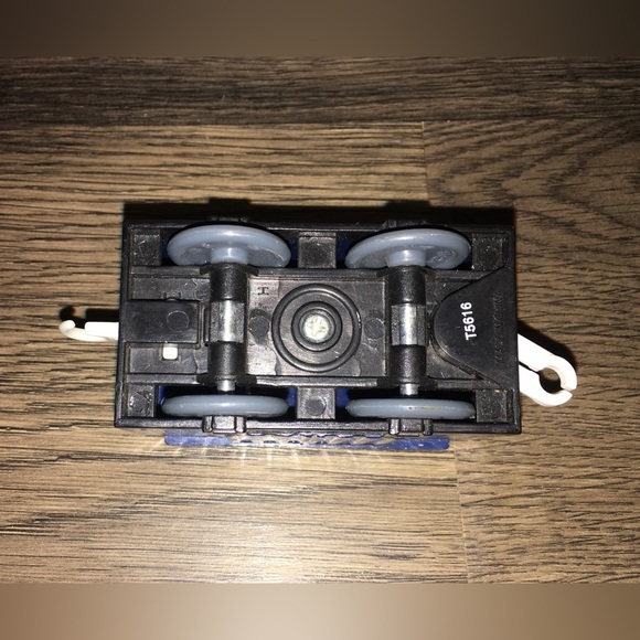 Retired Thomas the Train Friends Percy Caboose - Picture 6 of 6